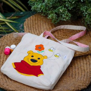 Tote Bag with Two Tone Handel | Summer Pooh with Bee | T0052